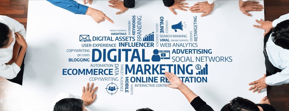 Professionals discussing digital marketing agency roles such as SEO, blogging, and online reputation